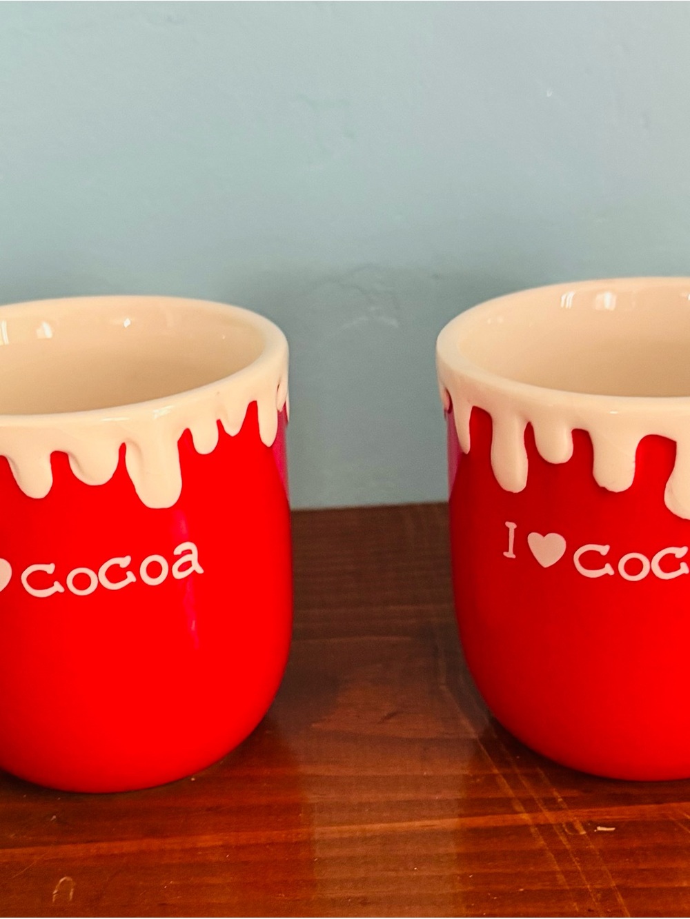 Red "I ♥ Cocoa" Ceramic Mug with Cream Drip Rim - Set of 2